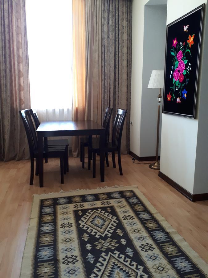 Kok-Art Hotel Jalal-Abad Exterior photo